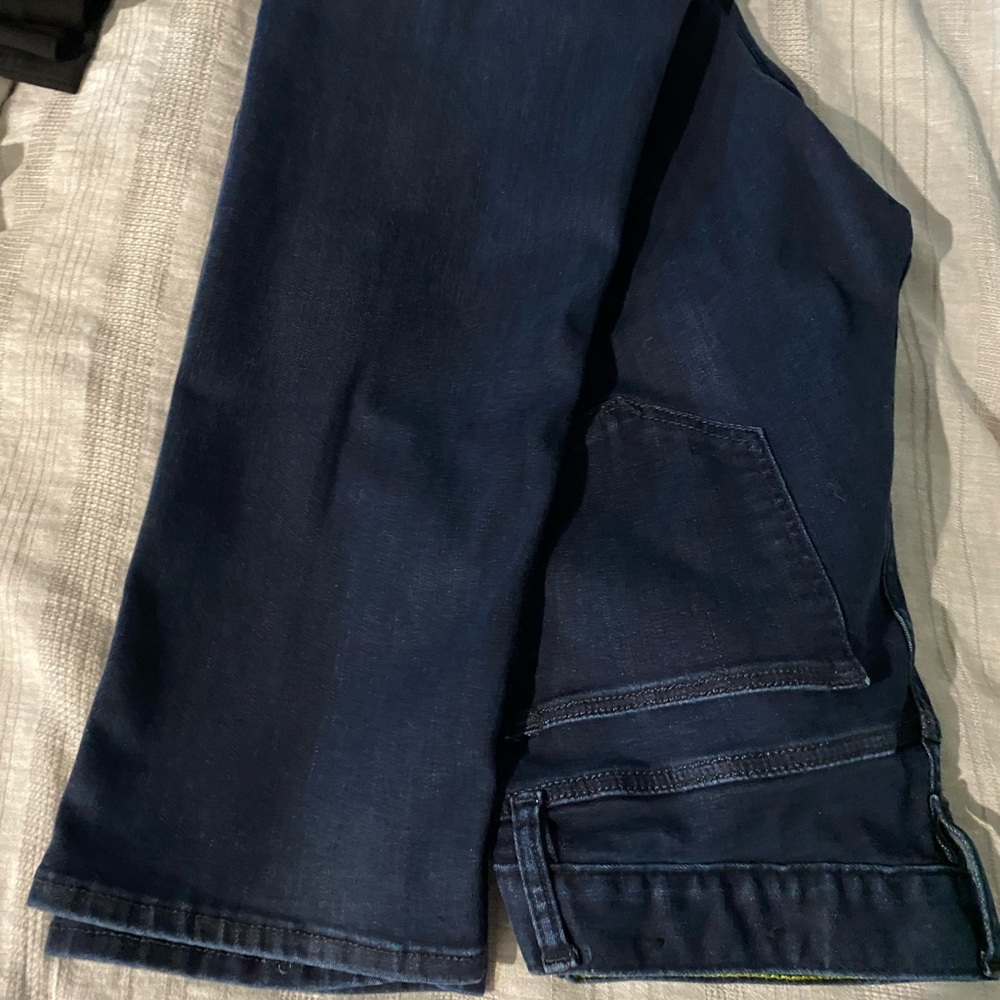 Men’s Banana Republic Traveler Jeans